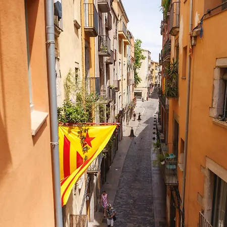 Bravissimo Calderers L'àliga, In The Barri Vell * Girona