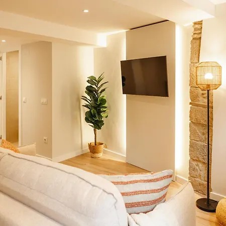 Bravissimo Calderers L'aliga, In The Barri Vell *