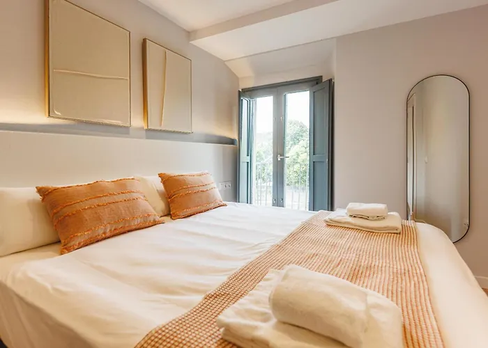 Bravissimo Calderers L'aliga, In The Barri Vell *